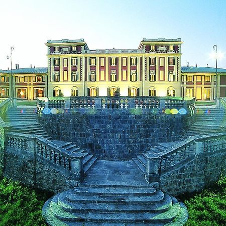 Park Hotel Villa Potenziani Риети Екстериор снимка